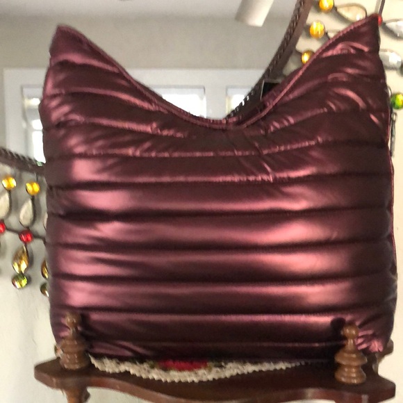 NWT THINK ROYLN Hobo w/ Chunky Chain & Fashion Straps - Picture 4 of 7